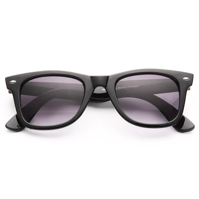 Mason Medium Gradient Horn Rimmed Sunglasses