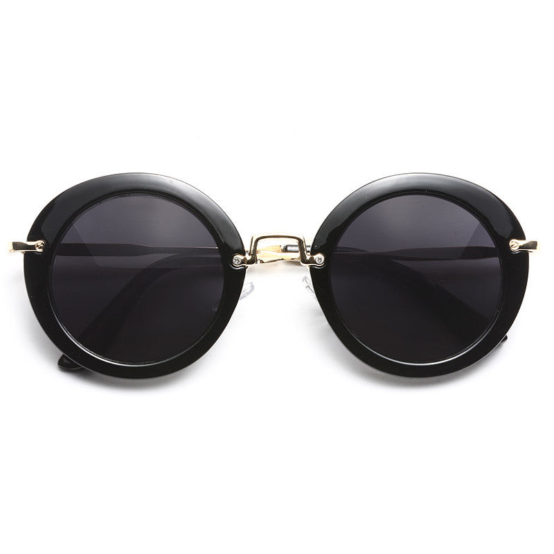 Elizabeth Thick Frame Round Sunglasses