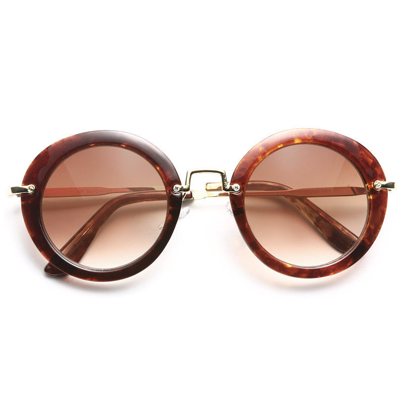 Elizabeth Thick Frame Round Sunglasses